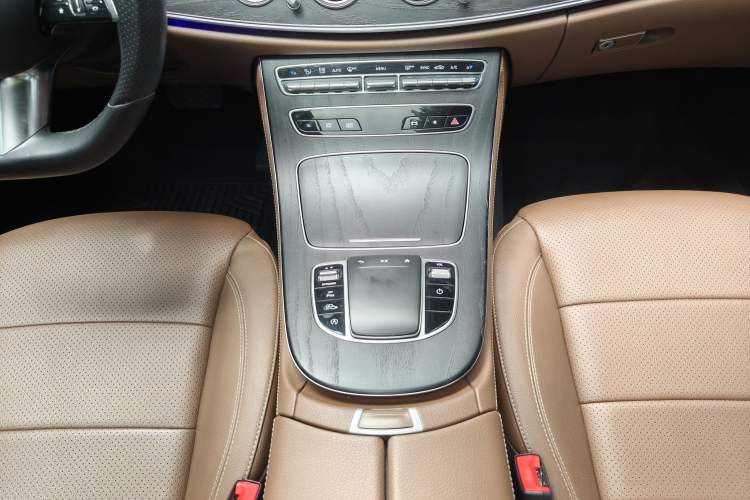 Used Mercedes-Benz E-Class 2021 E 300 L Sporty and Stylish Model Gear Lever
