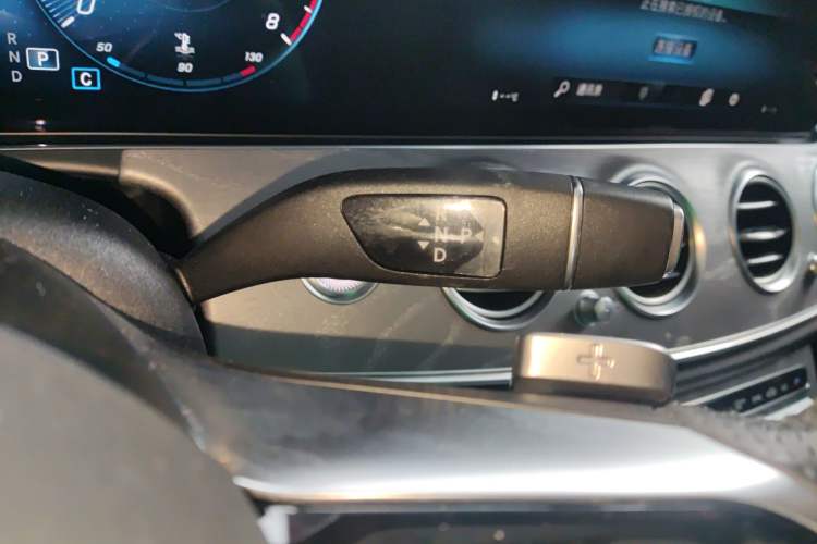 Used Mercedes-Benz E-Class 2021 E 300 L Sporty and Stylish Model Gear Lever