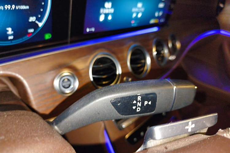 Used Mercedes-Benz E-Class 2021 E 300 L Stylish Model Gear Lever