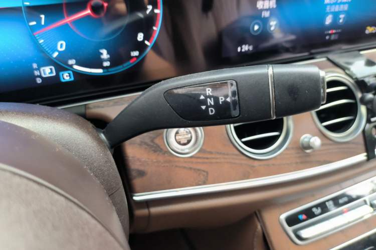 Used Mercedes-Benz E-Class 2021 Facelift E 300 L Stylish Edition Gear Lever