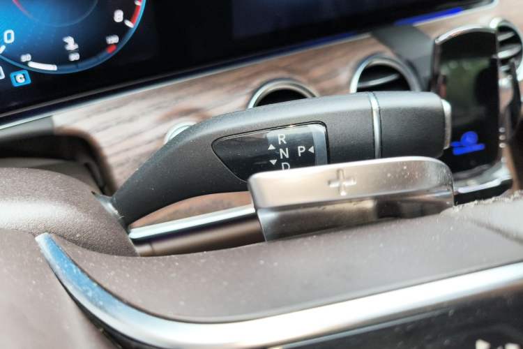 Used Mercedes-Benz E-Class 2021 Facelift E 300 L Stylish Edition Gear Lever