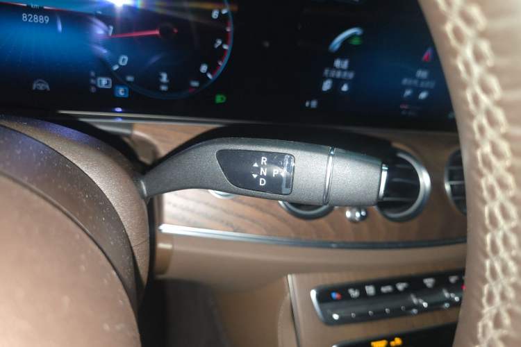 Used Mercedes-Benz E-Class 2021 Facelifted E 300 L Prestige Edition Gear Lever