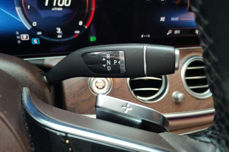 Used Mercedes-Benz E-Class 2021 E 300 L Sporty and Stylish Model Gear Lever