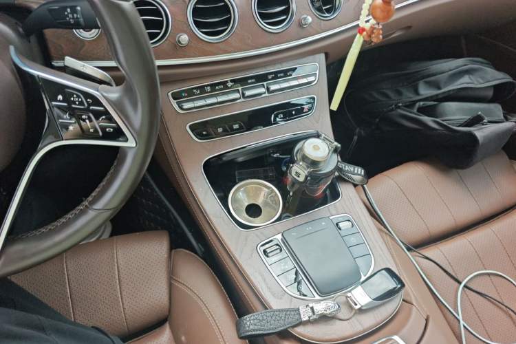Used Mercedes-Benz E-Class 2021 Facelift E 260 L Sport Edition Gear Lever