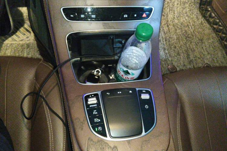 Used Mercedes-Benz E-Class 2021 Restyled E 300 L Sporty and Stylish Edition Gear Lever