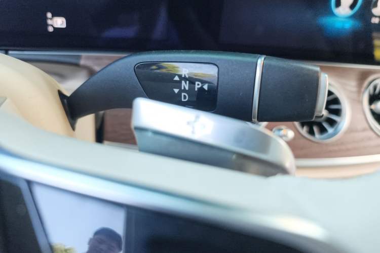 Used Mercedes-Benz E-Class 2021 Facelift E 260 L Gear Lever