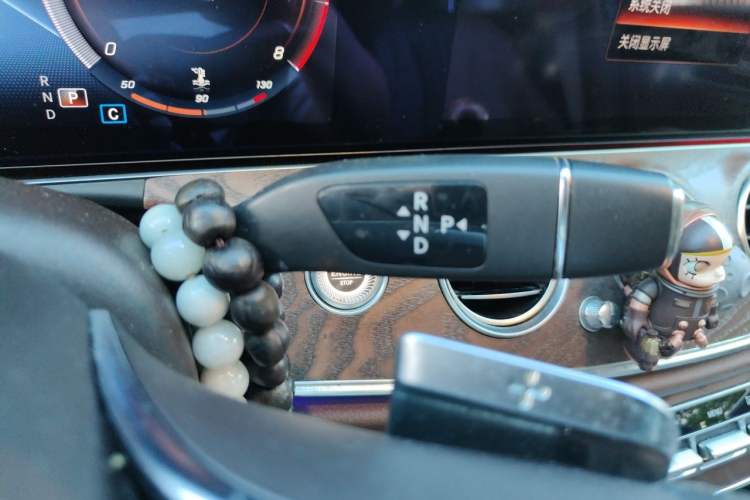 Used Mercedes-Benz E-Class 2021 Facelift E 300 L Stylish Edition Gear Lever