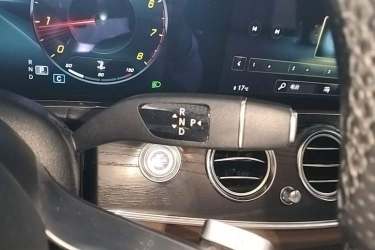 Used Mercedes-Benz E-Class 2021 E 300 L Sporty and Stylish Model Gear Lever