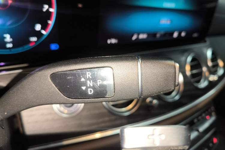 Used Mercedes-Benz E-Class 2021 E 300 L Sporty and Stylish Model Gear Lever