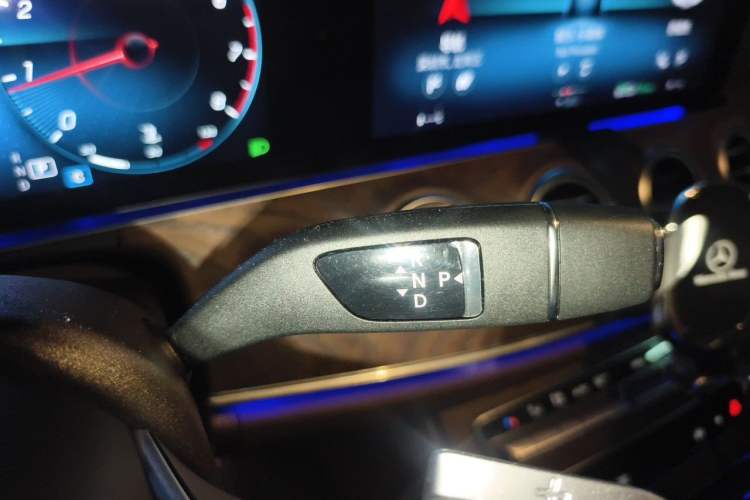 Used Mercedes-Benz E-Class 2021 Facelift E 300 L Stylish Edition Gear Lever