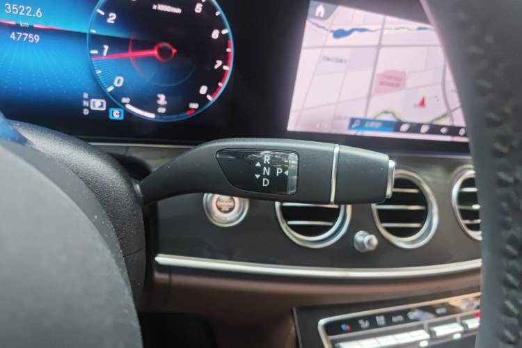 Used Mercedes-Benz E-Class 2021 Restyled E 300 L Sporty and Stylish Edition Gear Lever