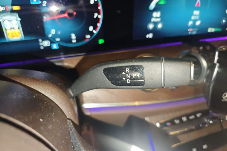 Used Mercedes-Benz E-Class 2021 Facelift E 260 L Gear Lever