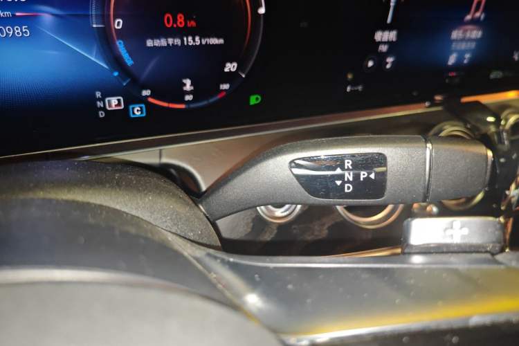 Used Mercedes-Benz E-Class 2021 Restyled E 260 Luxury Sports Edition Gear Lever
