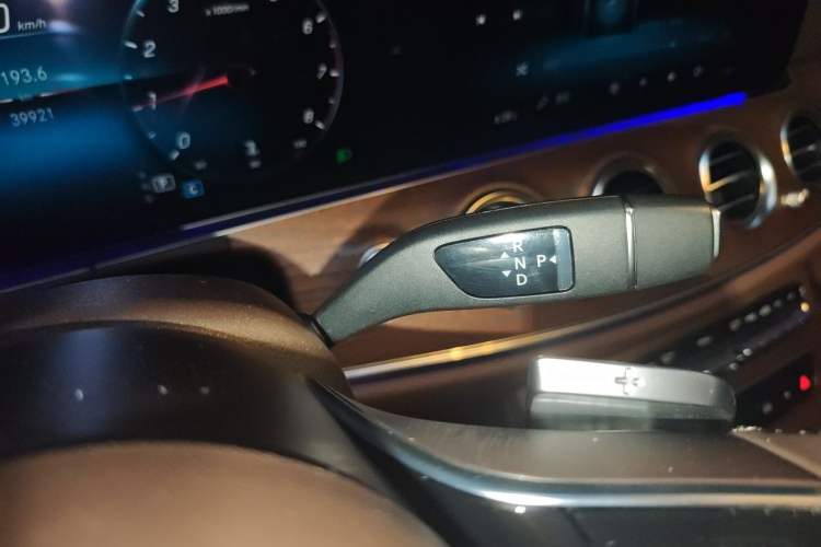 Used Mercedes-Benz E-Class 2021 E 300 L Luxury Model Gear Lever