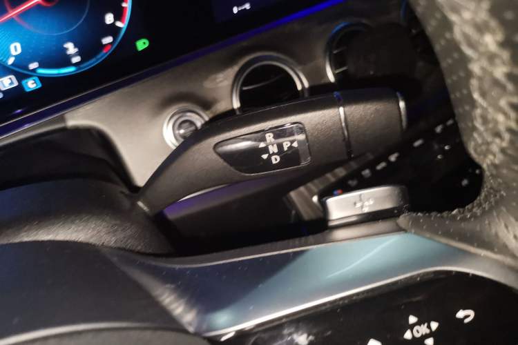 Used Mercedes-Benz E-Class 2021 E 300 L Sporty and Stylish Model Gear Lever