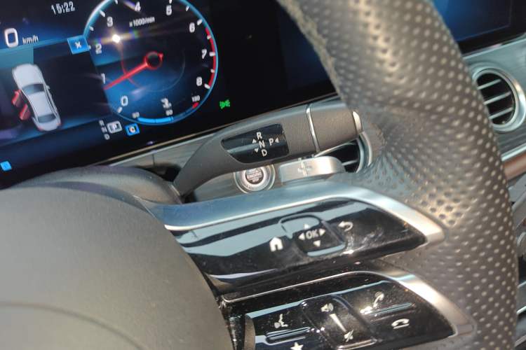 Used Mercedes-Benz E-Class 2021 E 300 L Sporty and Stylish Model Gear Lever