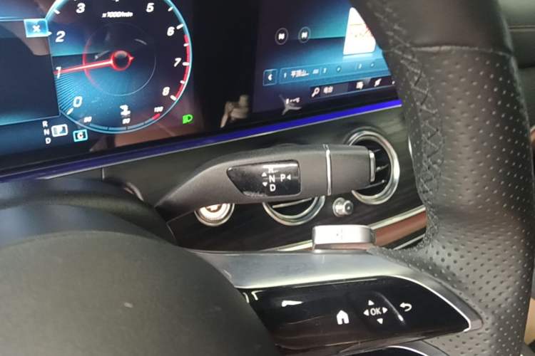 Used Mercedes-Benz E-Class 2021 E 300 L Sporty and Stylish Model Gear Lever