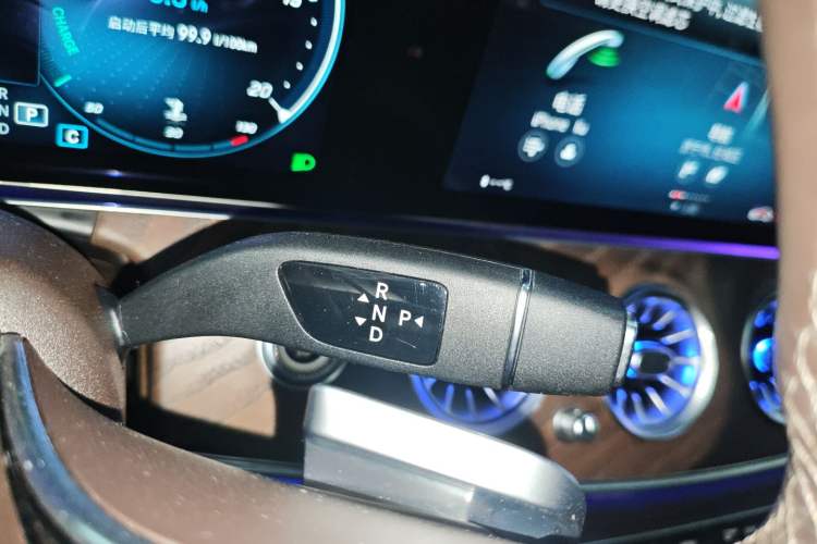 Used Mercedes-Benz E-Class 2021 Facelift E 300 L Stylish Edition Gear Lever