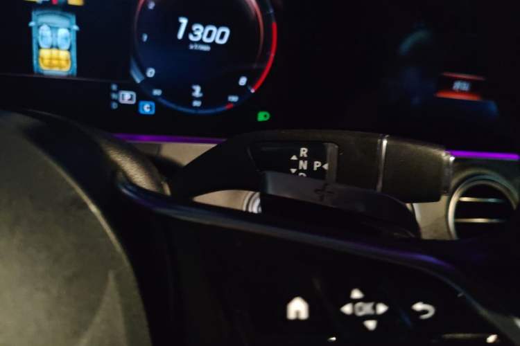 Used Mercedes-Benz E-Class 2021 E 300 L Stylish Model Gear Lever