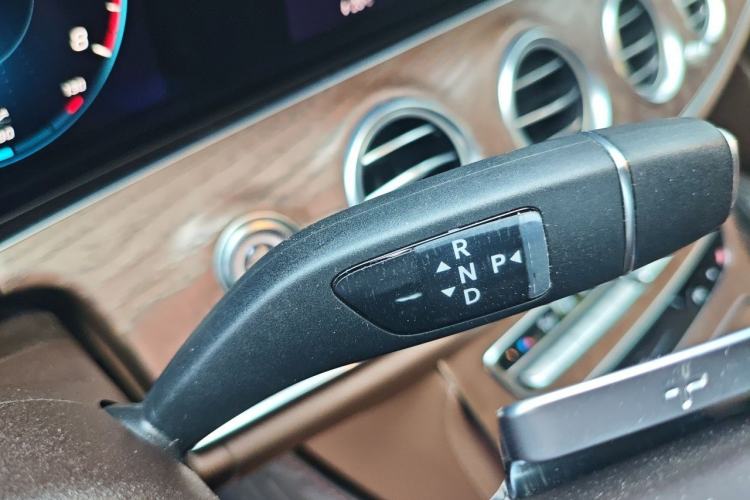 Used Mercedes-Benz E-Class 2021 E 300 L Stylish Model Gear Lever