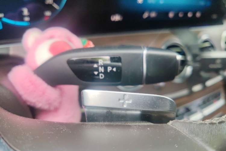 Used Mercedes-Benz E-Class 2021 E 300 L Stylish Model Gear Lever