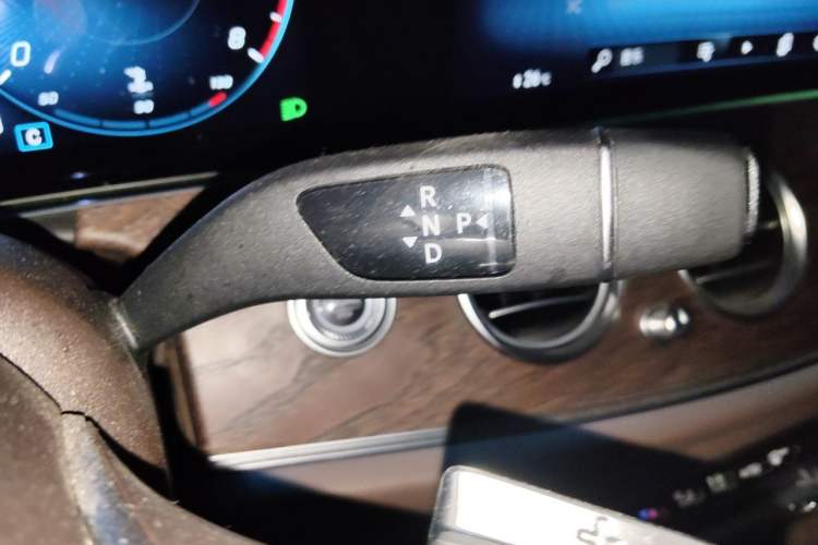 Used Mercedes-Benz E-Class 2021 E 300 L Stylish Model Gear Lever