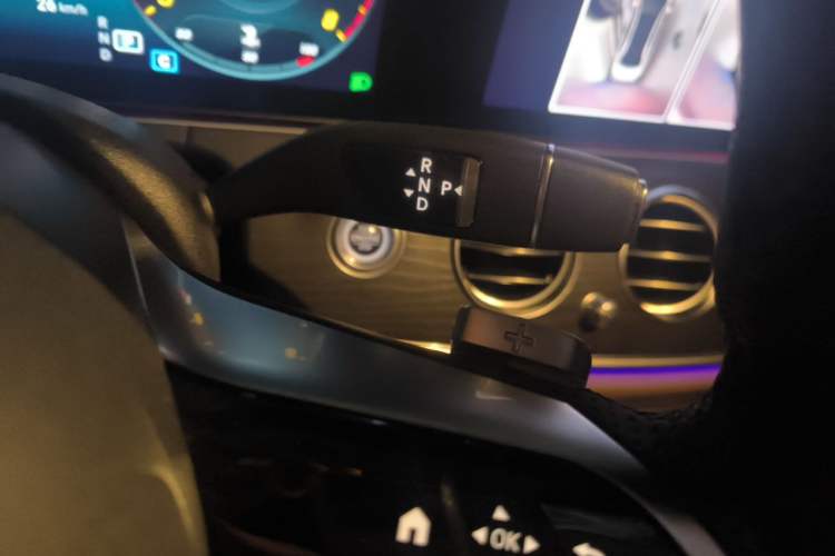 Used Mercedes-Benz E-Class 2021 Facelift E 260 L Sport Edition Gear Lever