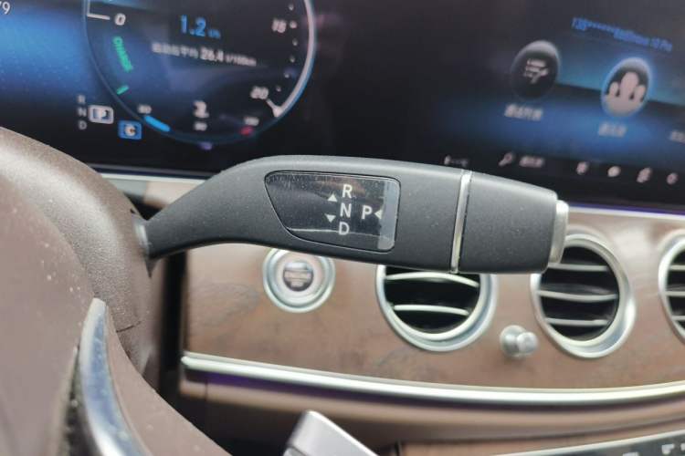 Used Mercedes-Benz E-Class 2021 E 300 L Stylish Model Gear Lever