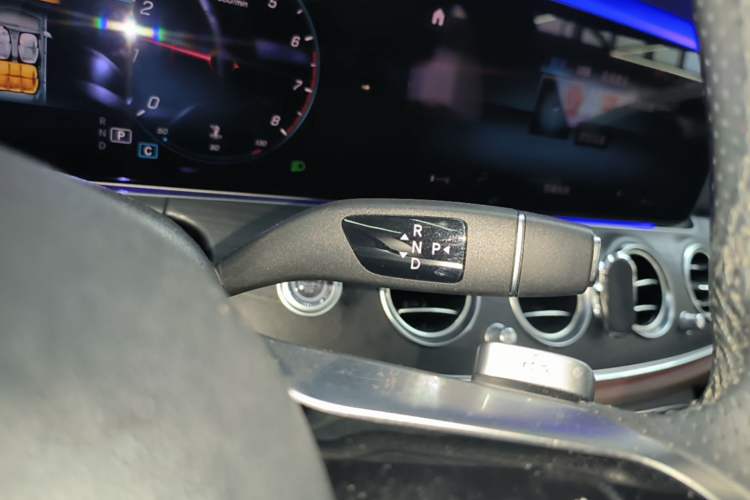 Used Mercedes-Benz E-Class 2021 E 300 L Sporty and Stylish Model Gear Lever