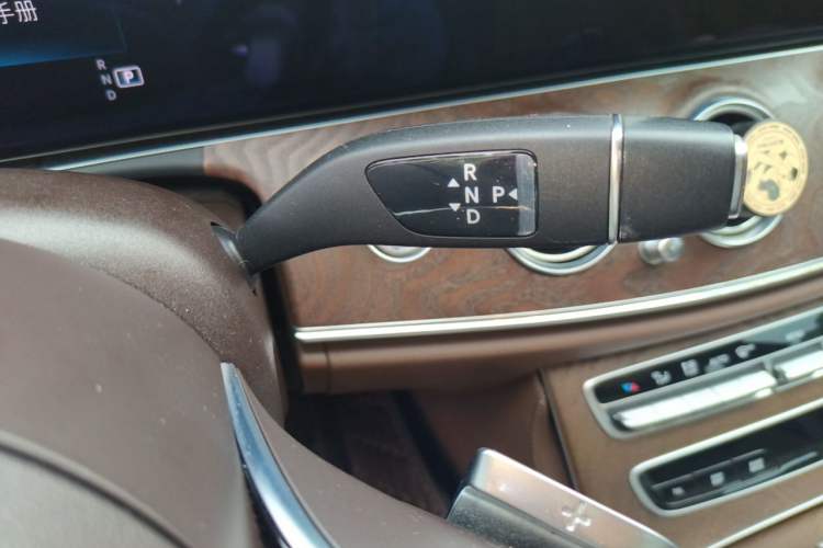 Used Mercedes-Benz E-Class 2021 Facelift E 300 L Stylish Edition Gear Lever