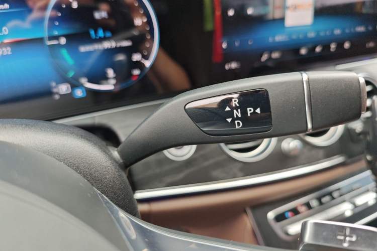 Used Mercedes-Benz E-Class 2021 Facelift E 300 L Stylish Edition Gear Lever
