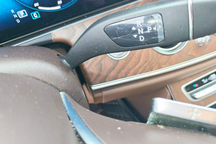 Used Mercedes-Benz E-Class 2021 Facelift E 300 L Stylish Edition Gear Lever