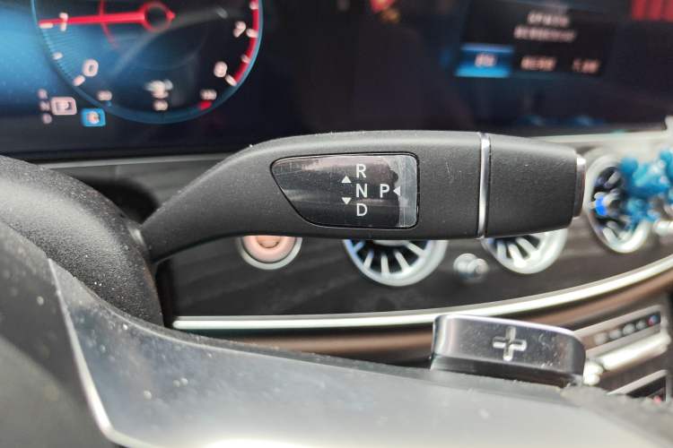 Used Mercedes-Benz E-Class 2021 E 300 L Sport Luxury Edition Gear Lever