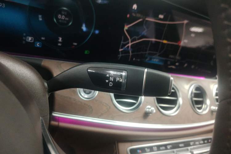Used Mercedes-Benz E-Class 2021 Facelift E 300 L Stylish Edition Gear Lever