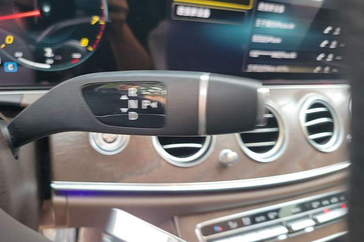 Used Mercedes-Benz E-Class 2021 E 300 L Luxury Model Gear Lever