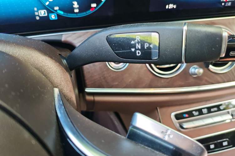 Used Mercedes-Benz E-Class 2021 E 300 L Stylish Model Gear Lever