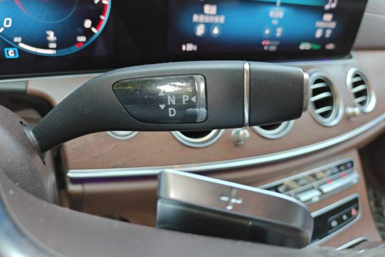 Used Mercedes-Benz E-Class 2021 Facelift E 300 L Stylish Edition Gear Lever