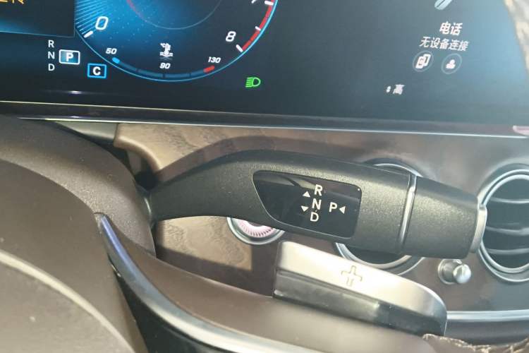 Used Mercedes-Benz E-Class 2021 E 300 L Luxury Model Gear Lever