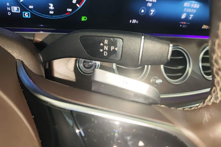 Used Mercedes-Benz E-Class 2021 Facelift E 300 L Stylish Edition Gear Lever