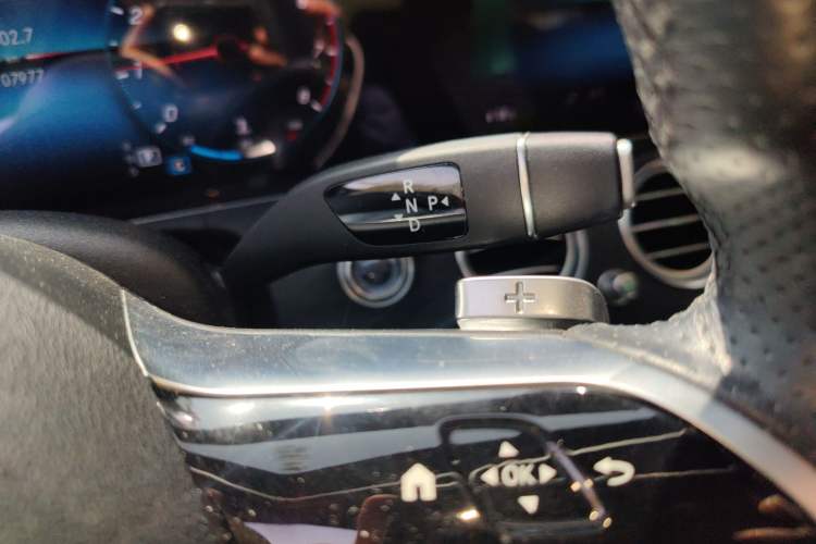 Used Mercedes-Benz E-Class 2021 E 300 L Sporty and Stylish Model Gear Lever