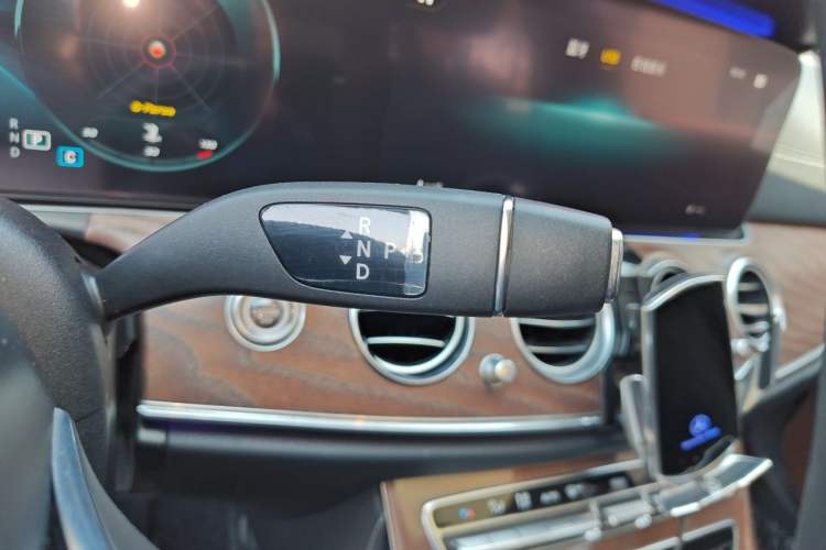 Used Mercedes-Benz E-Class 2021 E 300 L Luxury Model Gear Lever