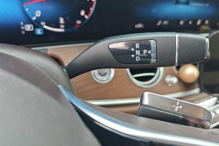 Used Mercedes-Benz E-Class 2021 Facelift E 260 L Sport Edition Gear Lever