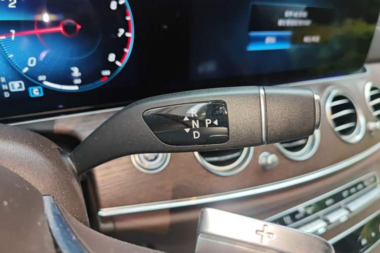 Used Mercedes-Benz E-Class 2021 E 300 L Stylish Model Gear Lever