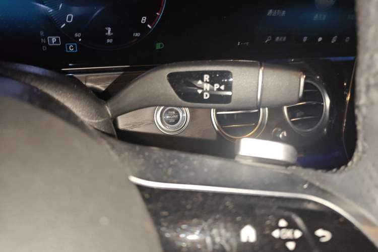 Used Mercedes-Benz E-Class 2021 Restyled E 300 L Sporty and Stylish Edition Gear Lever