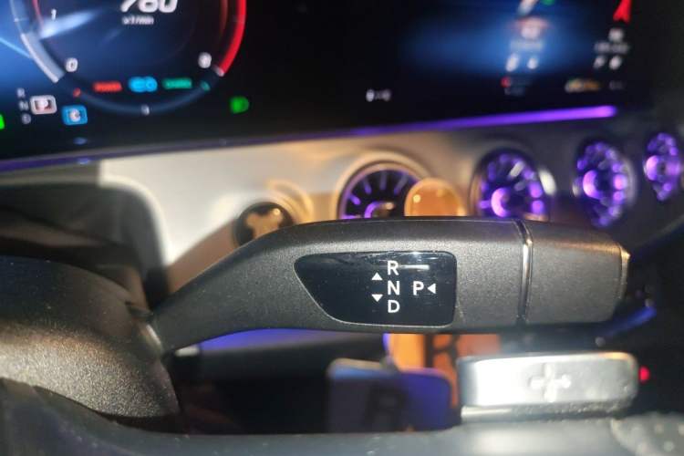 Used Mercedes-Benz E-Class 2021 E 260 Coupe Gear Lever