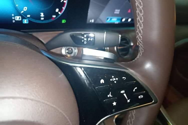 Used Mercedes-Benz E-Class 2021 E 300 L Stylish Model Gear Lever