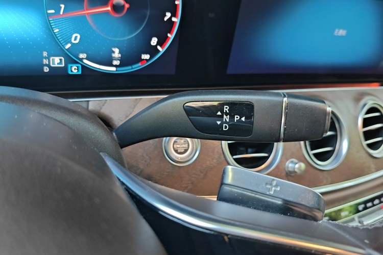 Used Mercedes-Benz E-Class 2021 Facelift E 260 L Gear Lever