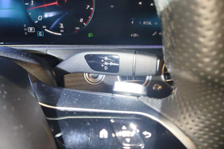 Used Mercedes-Benz E-Class 2021 Restyled E 300 L Sport Luxury Edition Gear Lever
