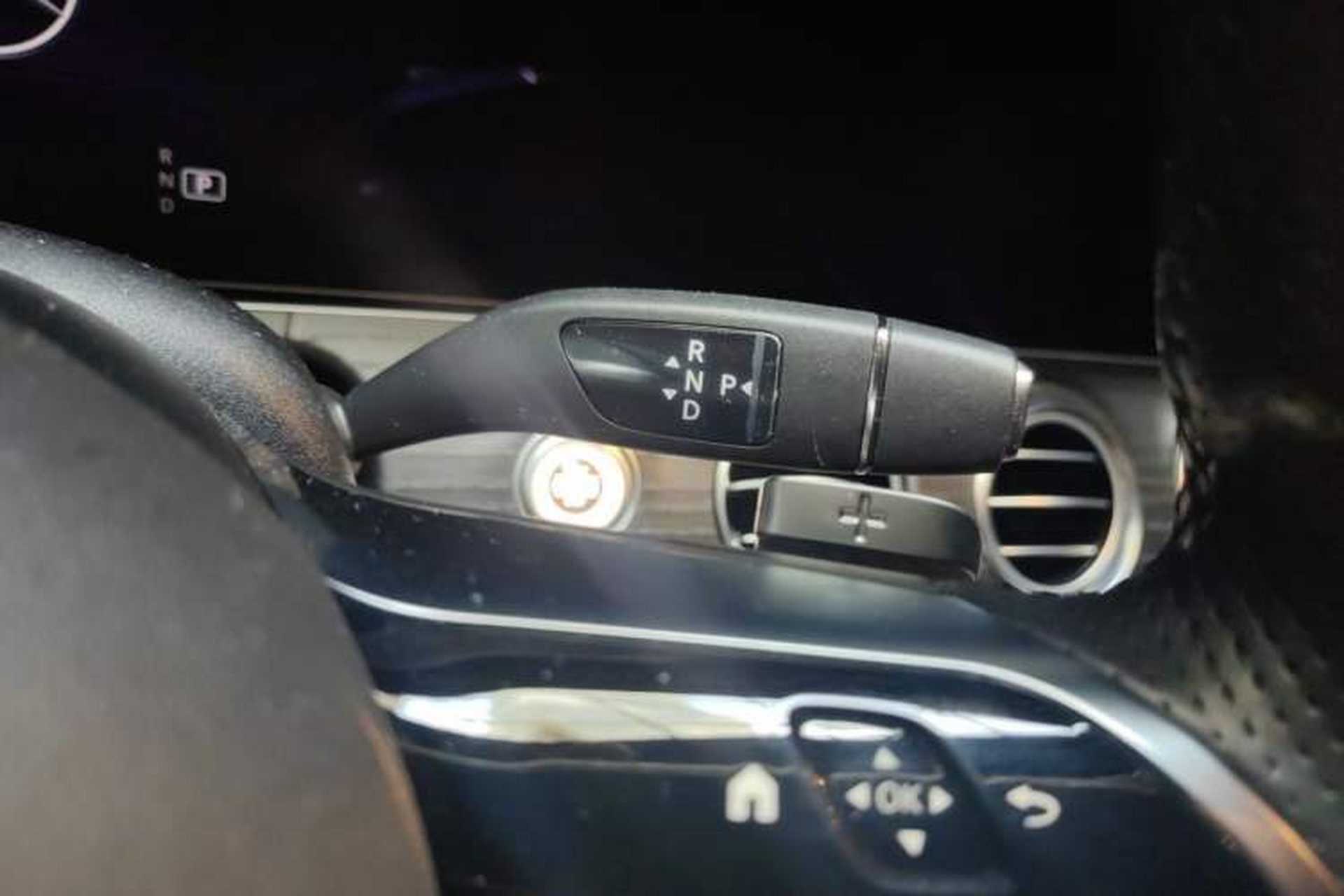 Used Mercedes-Benz E-Class 2021 Facelift E 260 L Sport Edition Gear Lever