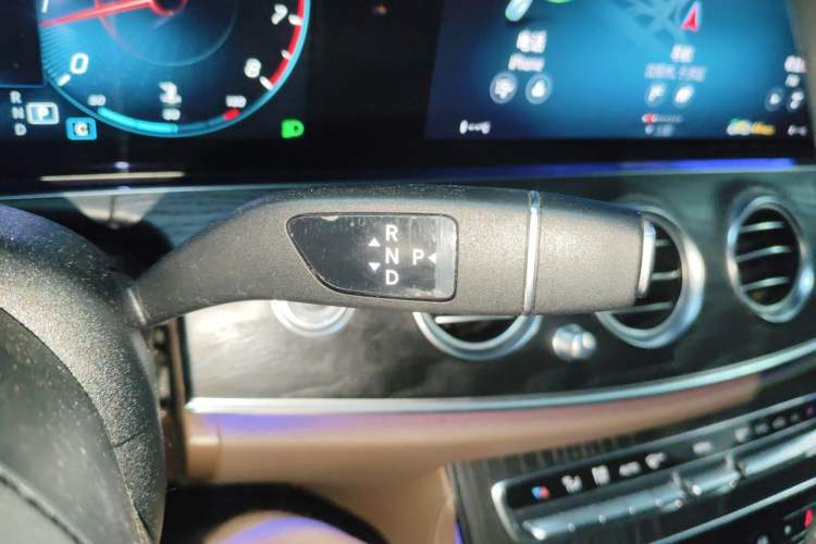 Used Mercedes-Benz E-Class 2021 E 300 L Sport Premium Edition Gear Lever